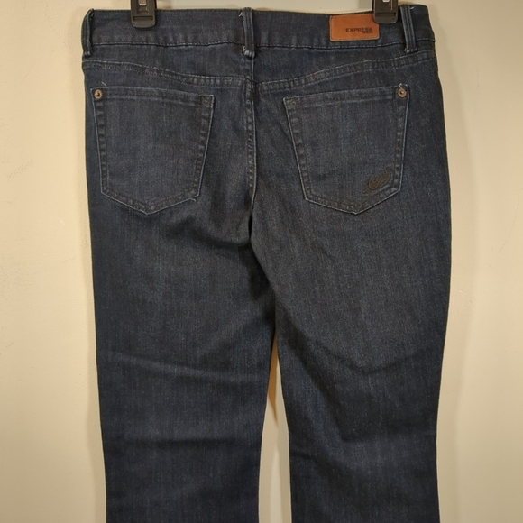 Express Women's Dark Wash Jeans , Size 4 - Picture 3 of 9